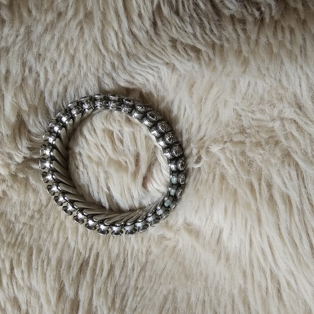 VINTAGE RHINESTONE SMALL EXPANDABLE NAME BRACLET